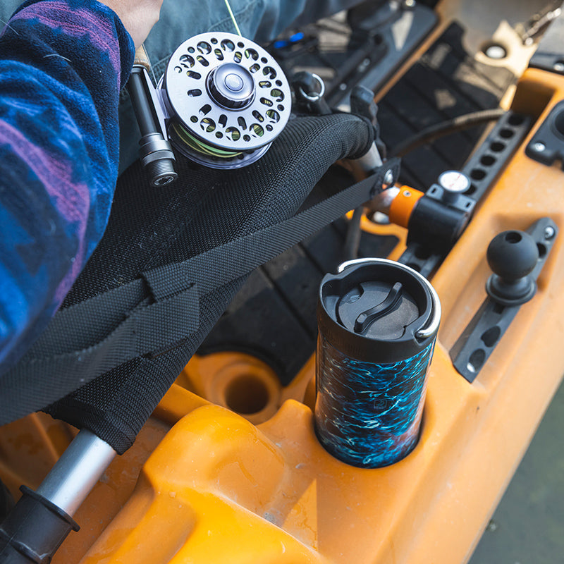 12oz-tkwide-with-cafe-cap-mossy-oak-j7 16oz_tumbler_mossyoak_bass_cafe_kayak_top_square.jpg
