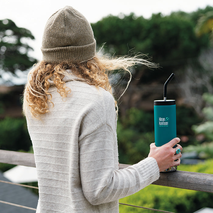 tkwide-straw-cap-e0 K20TKWPCC-EB-20pz-bottle-straw-cap_lifestyle.jpg