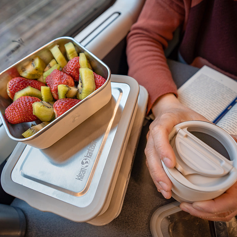 23oz-rise-food-box-lunch-c2 rise_food_lunch_box_lunch_tofu_train_fruit_tumbler_square.jpg