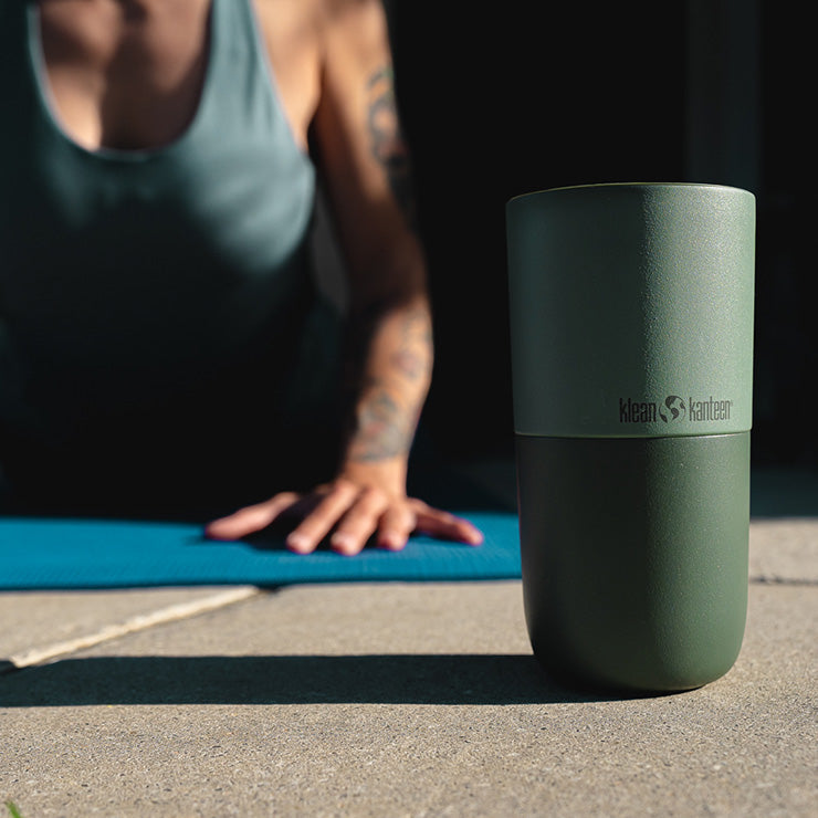 smoothie-set-f7 smoothie_kit_rise_tumbler_seaspray_closeup.jpg