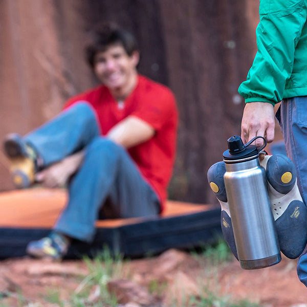 32oz-tkwide-with-chug-cap-o8 tkwide_32oz_chug_rockclimbers_square.jpg
